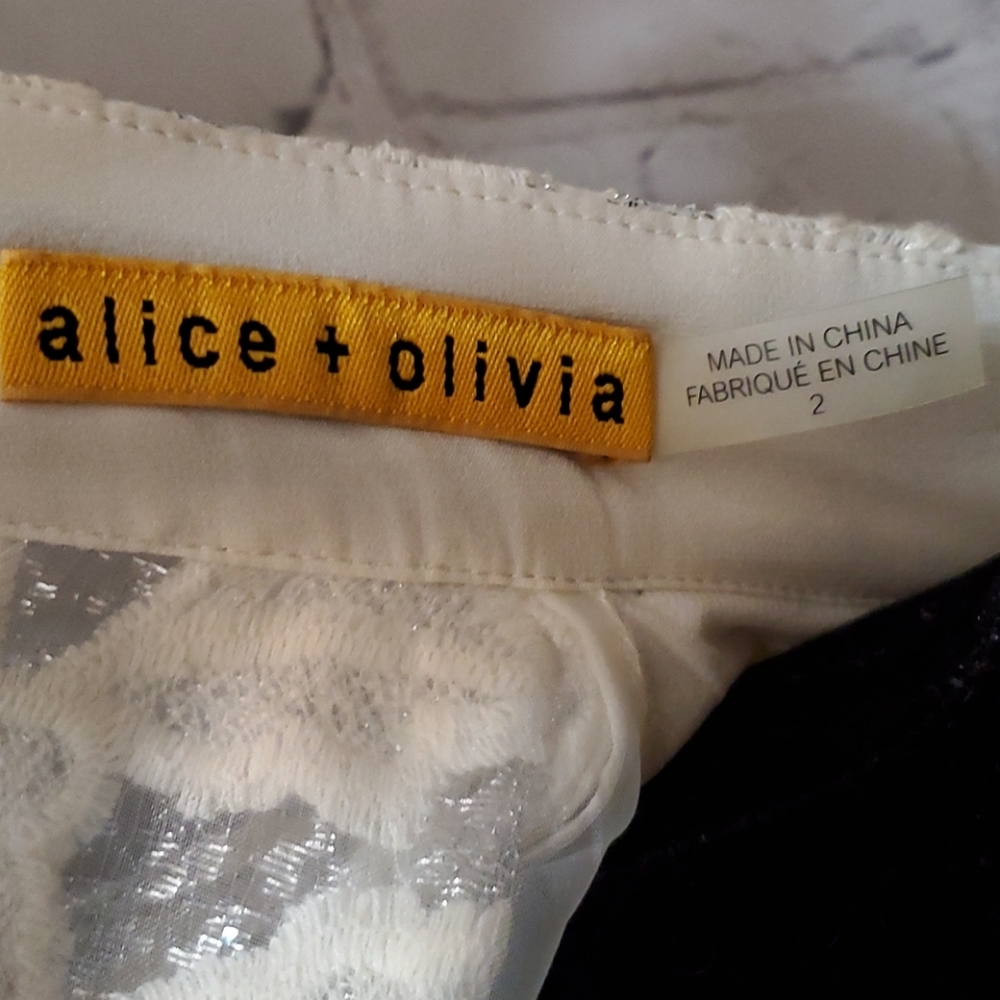 Alice + Olivia Cream Lace Fit-and-Flare Dress - Picture 13 of 16